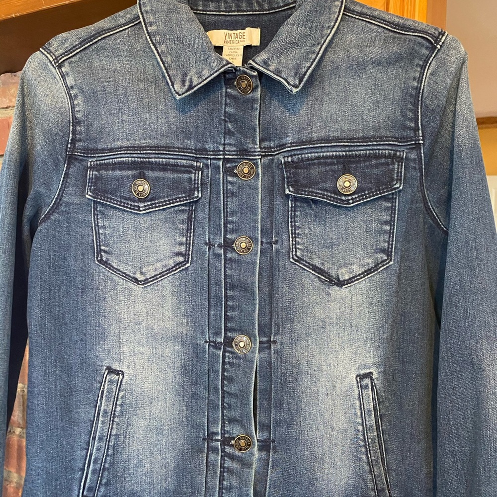 jacket - Picture 7 of 7